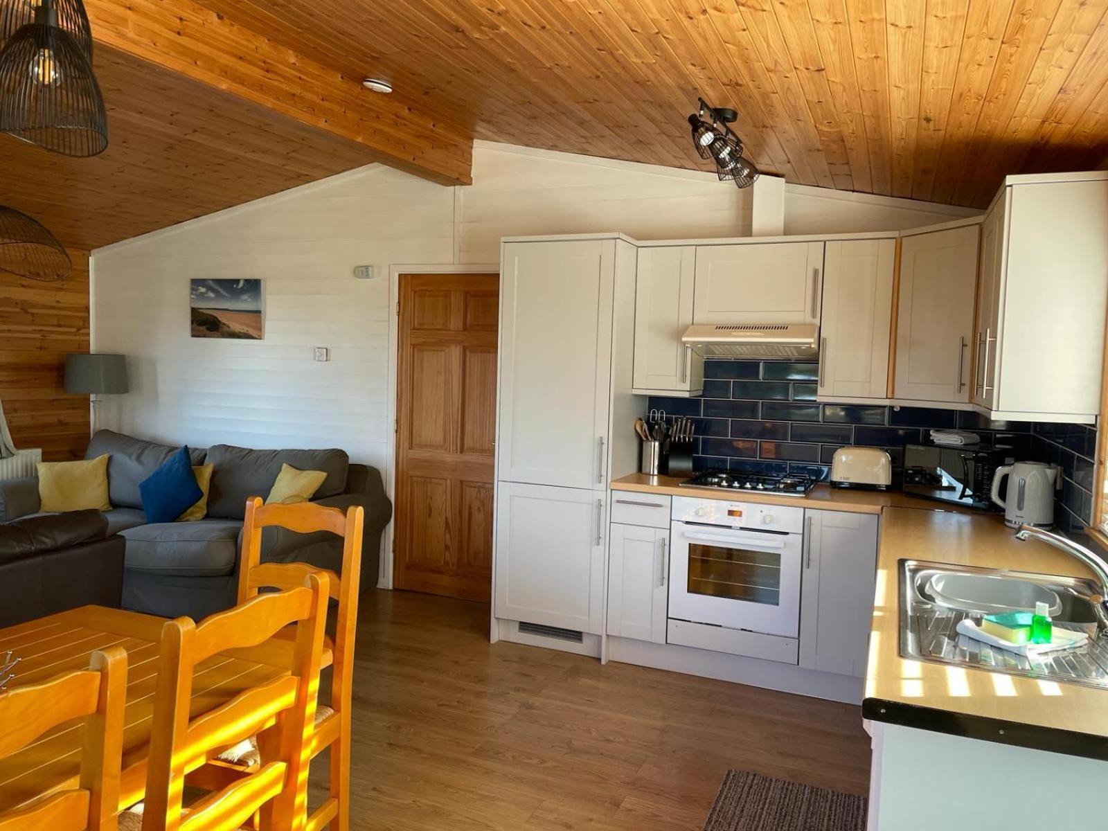 Watermouth Lodges 伊尔弗勒科姆 客房 照片