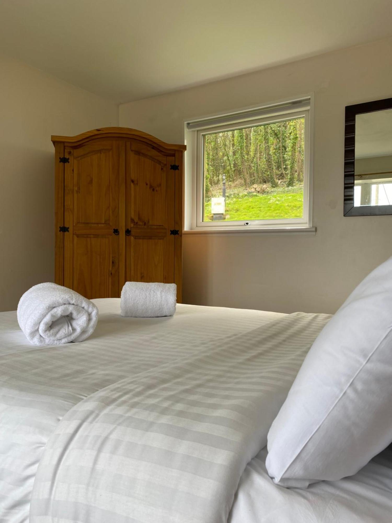 Watermouth Lodges 伊尔弗勒科姆 客房 照片