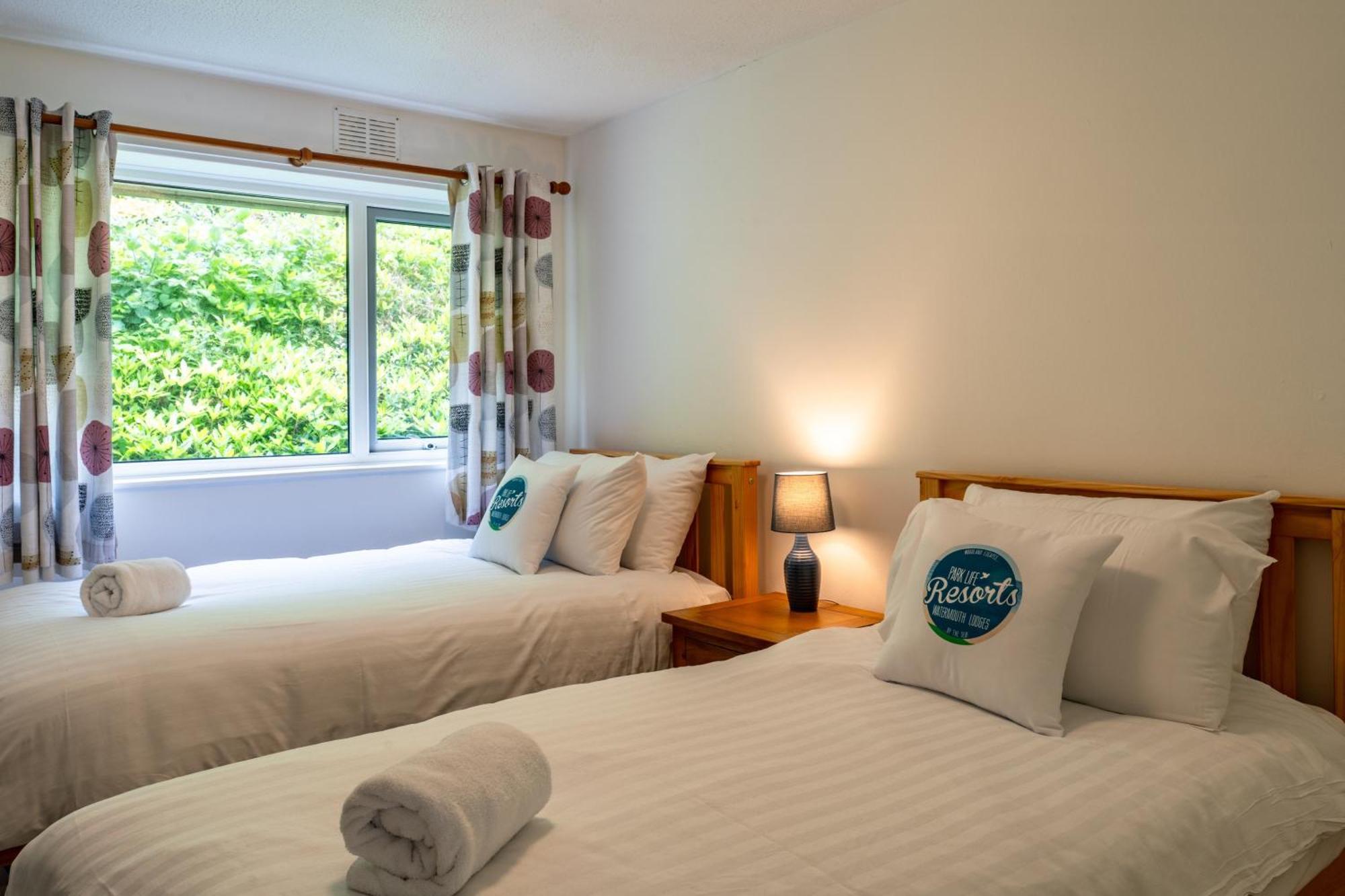 Watermouth Lodges 伊尔弗勒科姆 外观 照片