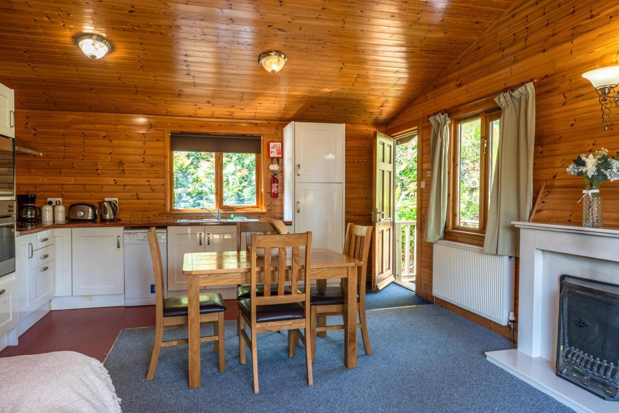 Watermouth Lodges 伊尔弗勒科姆 外观 照片